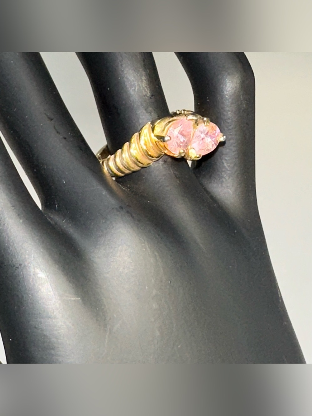 Vintage Avon 18K HGE Pink Pear CZ Bypass Ring Gold Tone Size 9 Shrimp Ribbed